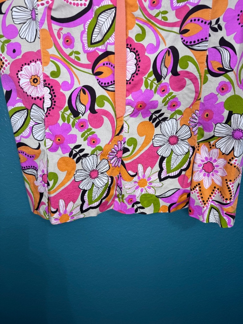 Vintage 2006 Floral Midi Dress with Vibrant Retro 1960s Mod Flare - 97% cotton - Picture 6 of 9